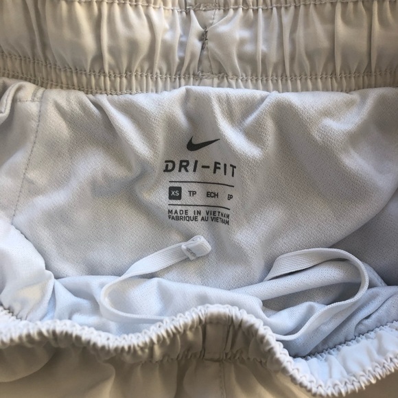 Womens XS Nike Drifit Running Shorts. White, spotless, worn a few times. - Picture 2 of 3